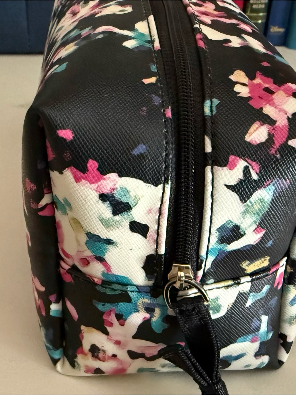Kate Spade - Picture 4 of 6